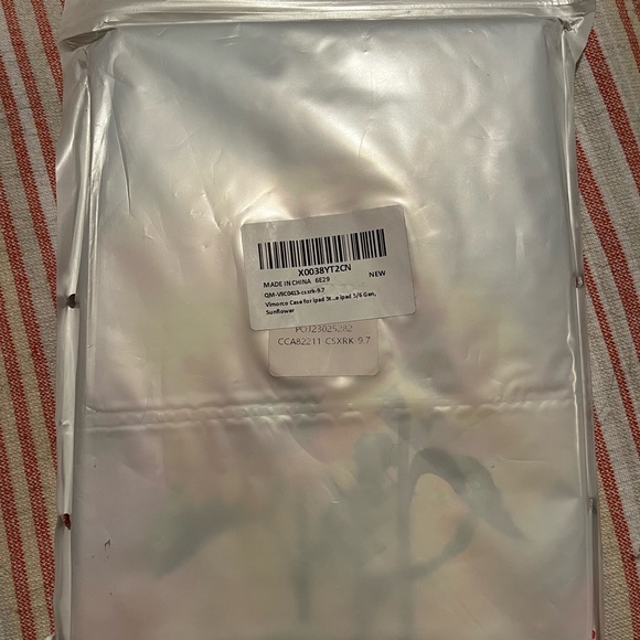 iPad Case - Picture 2 of 2